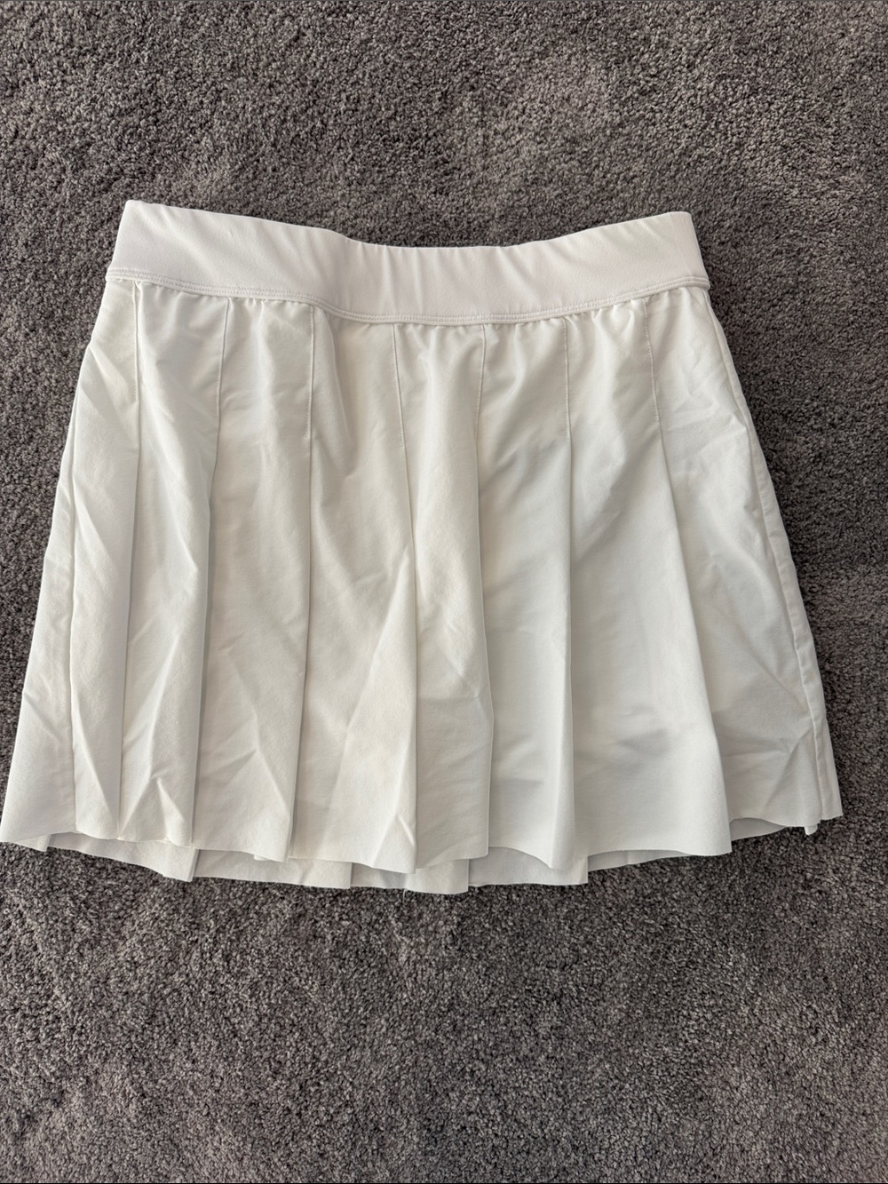 Fabletics White Pleated Tennis Skirt - NWOT